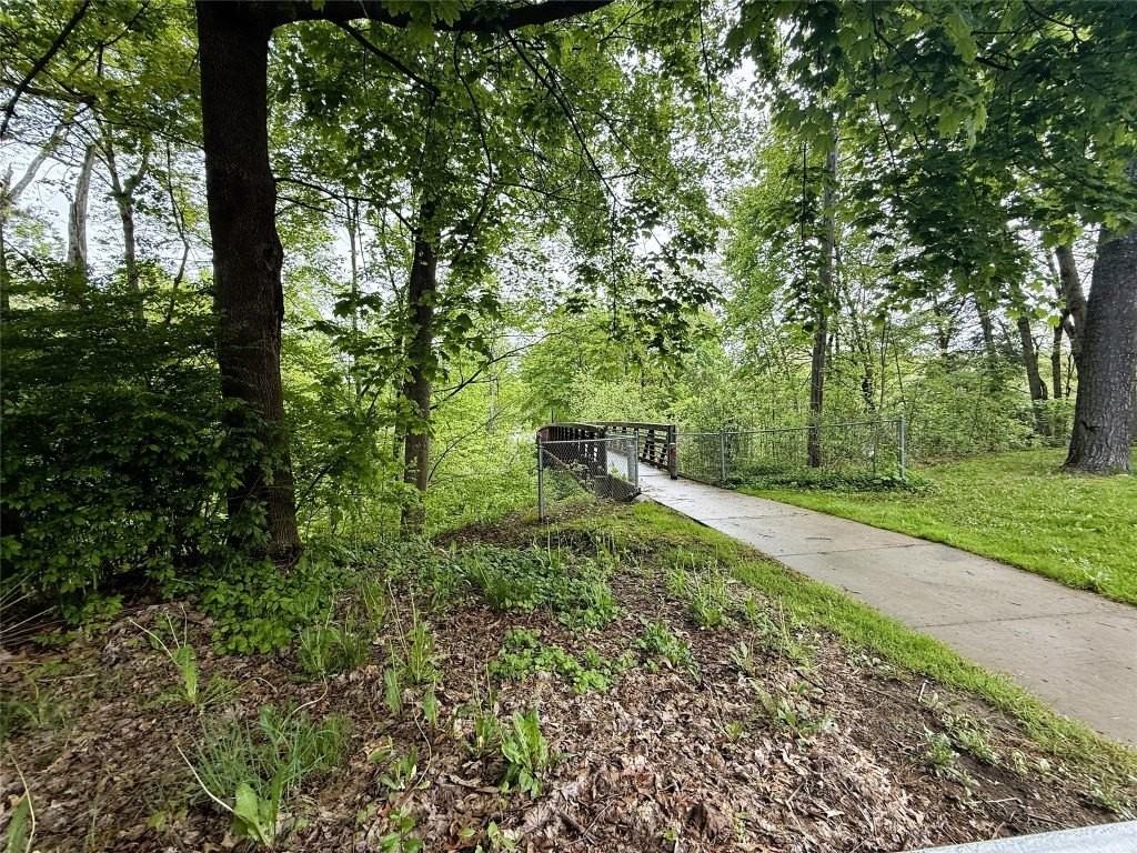 626 Walnut Street - Photo 3 of 38