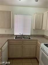 5826 Lenapee Court - Photo 6 of 22