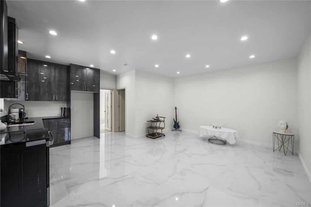 10801 1/2 Wescott Ave - Photo 7 of 8