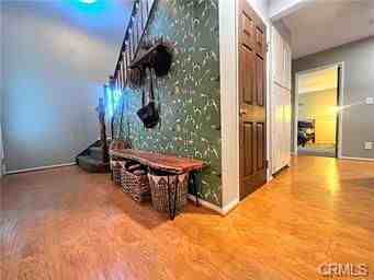 43663 Park Ave - Photo 3 of 8