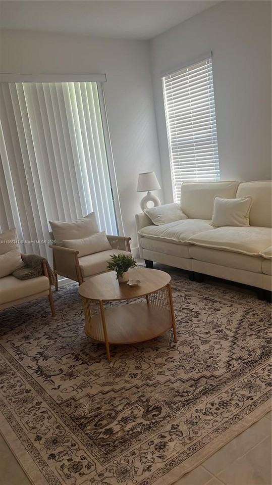 5506 Soria Ave #5506 - Photo 3 of 7