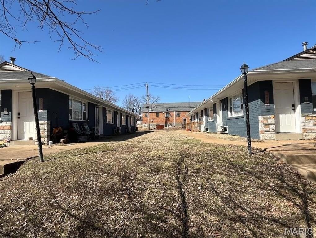 3333 Lawn Ave #2 - Photo 3 of 6