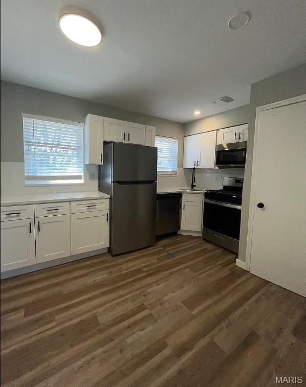 3333 Lawn Ave #2 - Photo 5 of 6