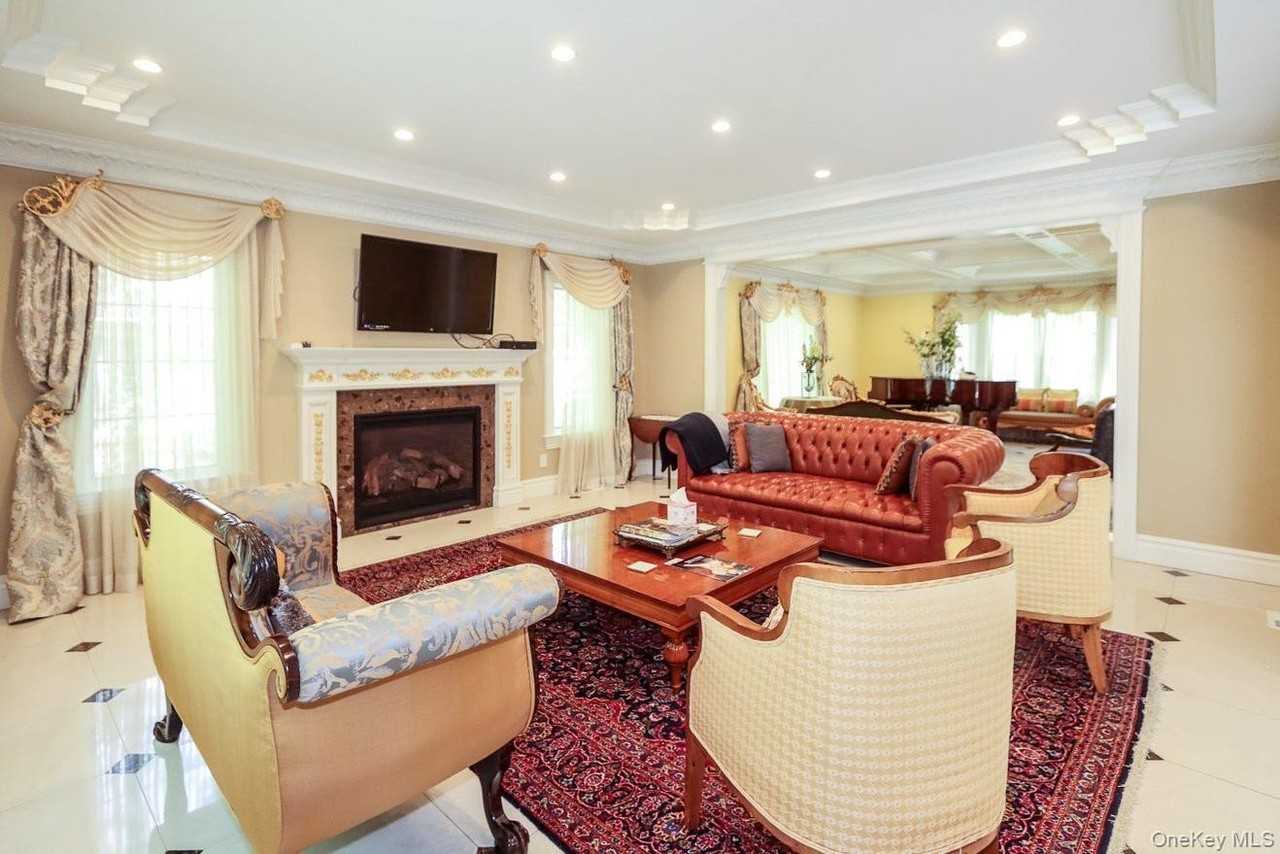 10 Woodbourne Rd - Photo 6 of 29