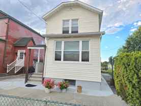 3175 Layton Ave - Photo 1 of 1