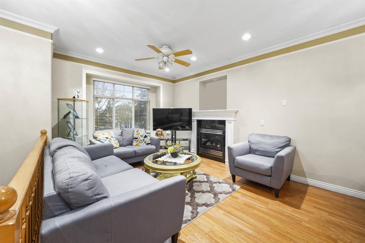 6815 Sherbrooke Street - Photo 4 of 22