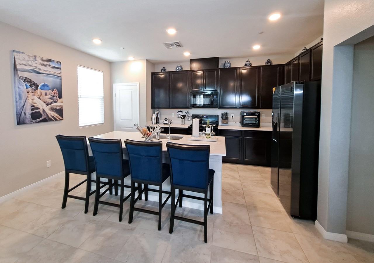 Pergusa Dr - Photo 6 of 12