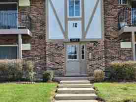 9S025 Lake Dr - Photo 1 of 1