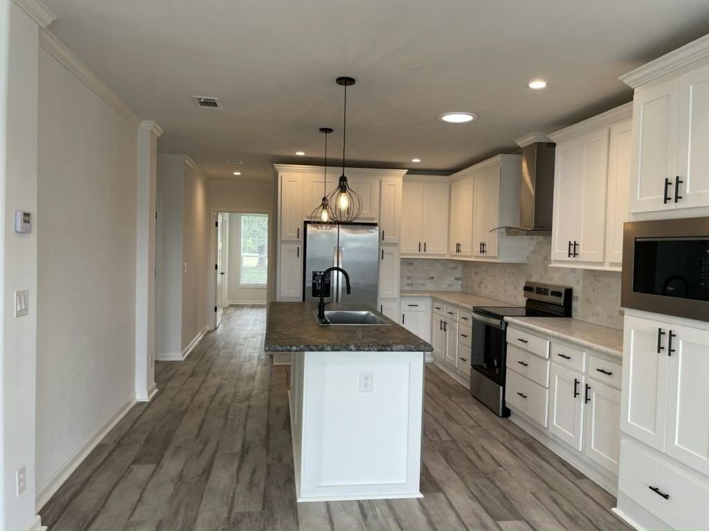 107 Country Club Dr #0107 - Photo 2 of 20