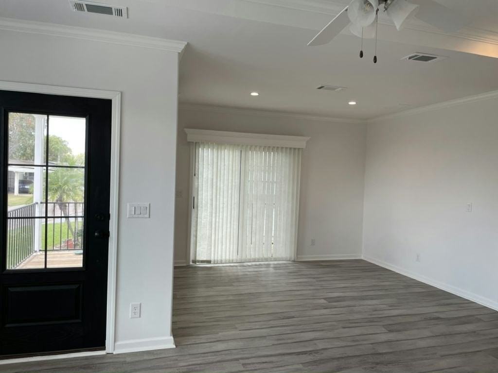 107 Country Club Dr #0107 - Photo 4 of 20