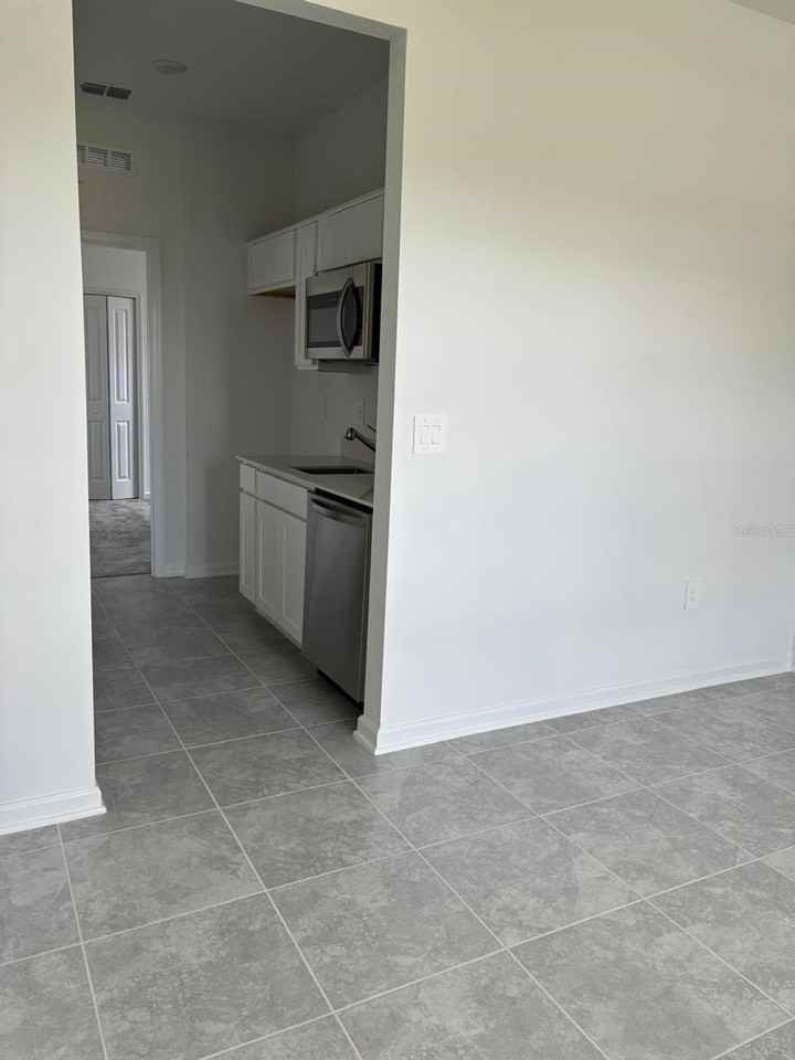 1024 Harold Pass - Photo 5 of 19