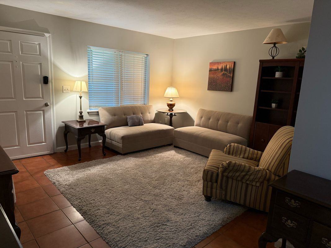 3101 Colonial Way - Photo 2 of 22