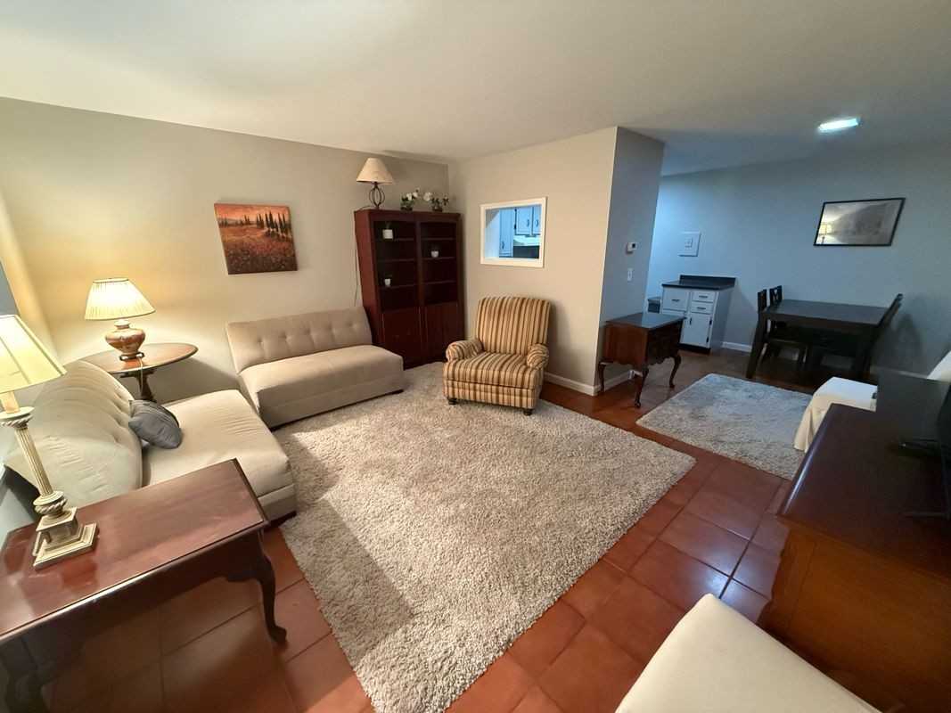 3101 Colonial Way - Photo 6 of 22