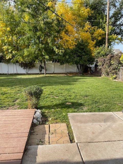 116 W 250 S - Photo 3 of 19