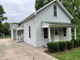 featured image of 403 N Main St