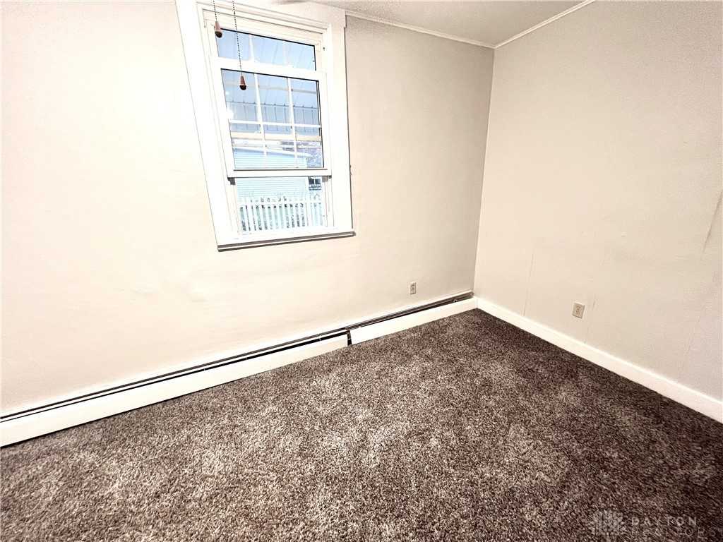 403 N Main St - Photo 4 of 13