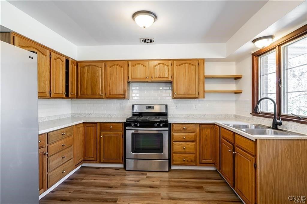 101 Terrace Cir - Photo 6 of 21