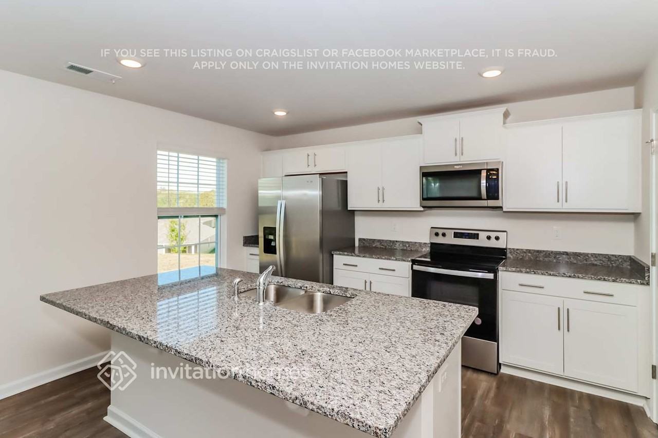 108 Allston Way - Photo 6 of 15