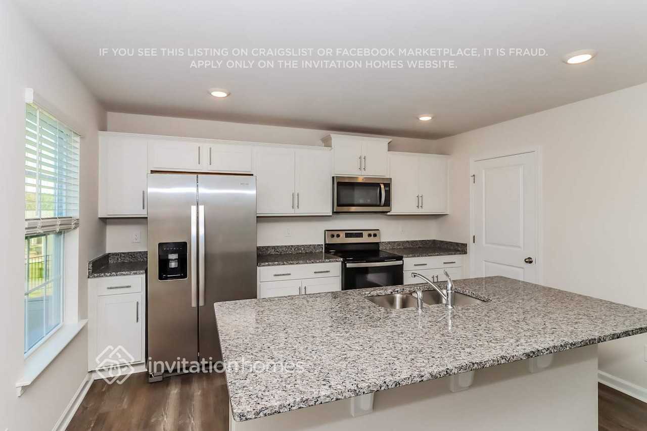 108 Allston Way - Photo 7 of 15