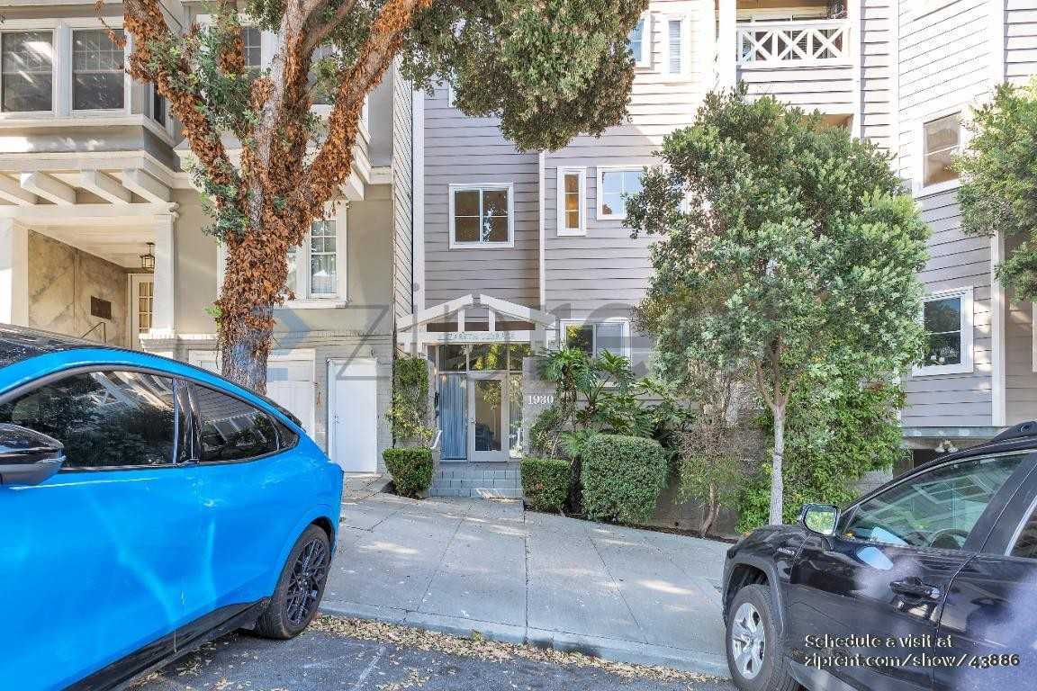 1930 Eddy St #201 - Photo 2 of 28