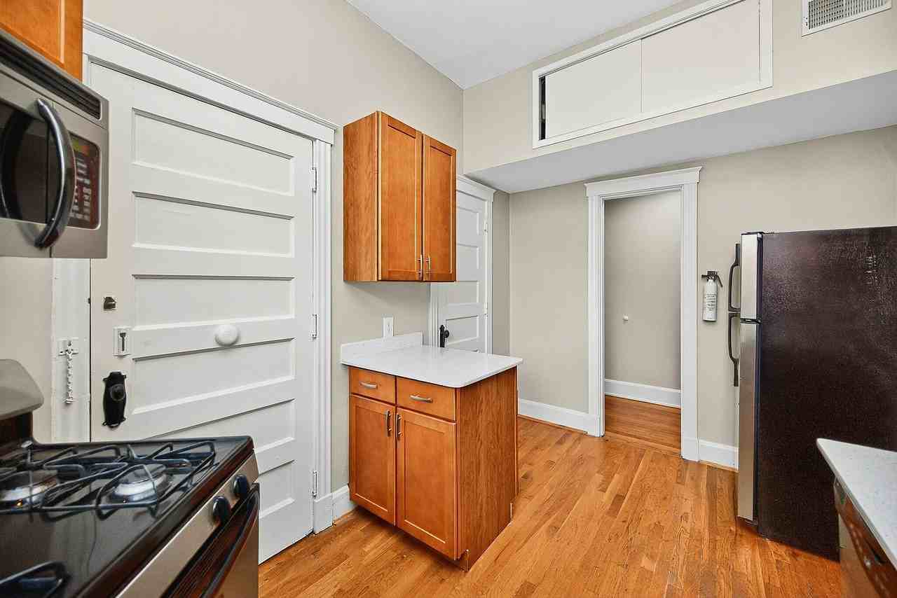 Clermont Condominiums - Photo 6 of 50