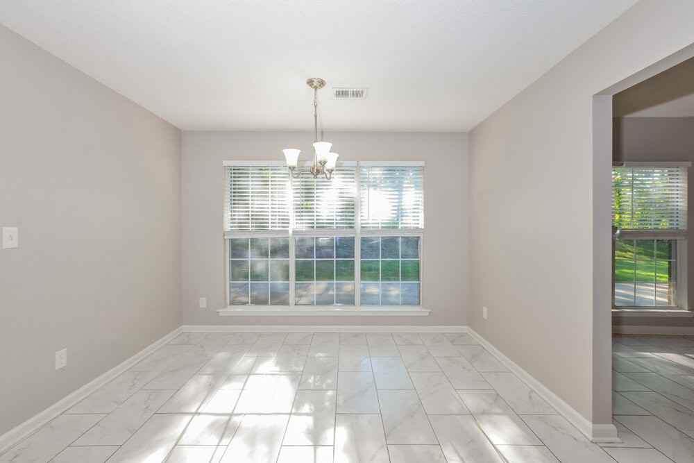 4953 Wemberley Dr - Photo 7 of 17