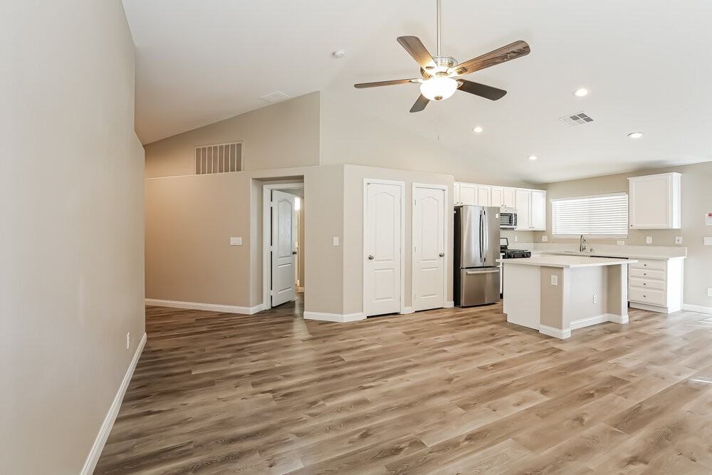 6512 Point Break St - Photo 5 of 16