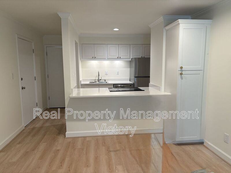 157 Old Montgomery Hwy Apt A - Photo 4 of 13