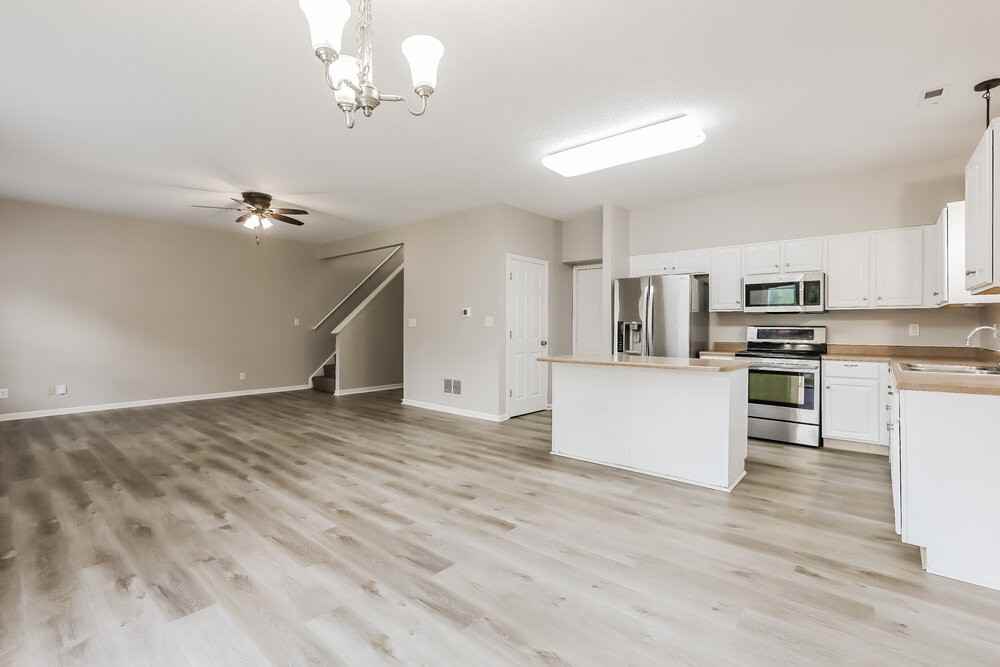 10189 Blue Sky Dr - Photo 6 of 17