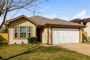 5207 Riverwood Dr - Photo 1 of 1