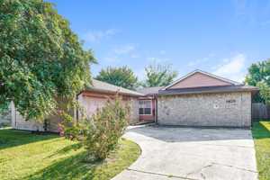featured image of 1435 Willersley Ln