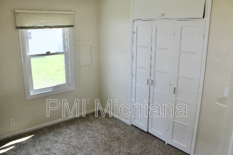 1622 Wilber Street - Photo 7 of 15