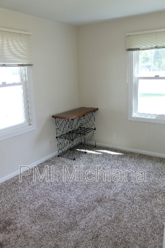 1622 Wilber Street - Photo 3 of 15