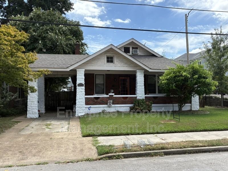 2371 Parkway Place - Photo 2 of 27