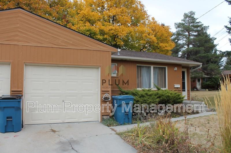 134 Sw Higgins Ave - Photo 2 of 29