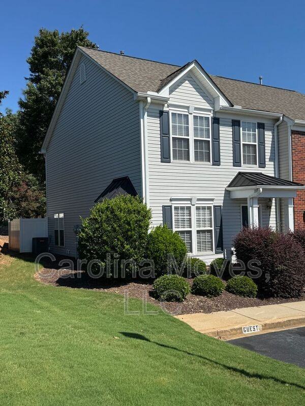 230 Spring Crossing Circle - Photo 2 of 27