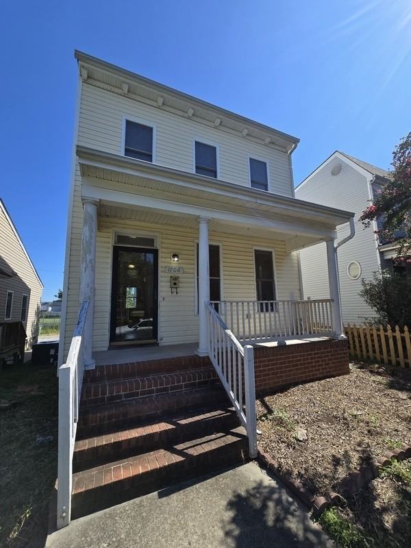 1706 Moore St - Photo 7 of 27