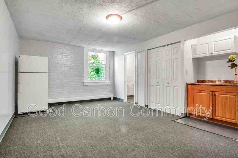 2641 Spring St #8 - Photo 3 of 7