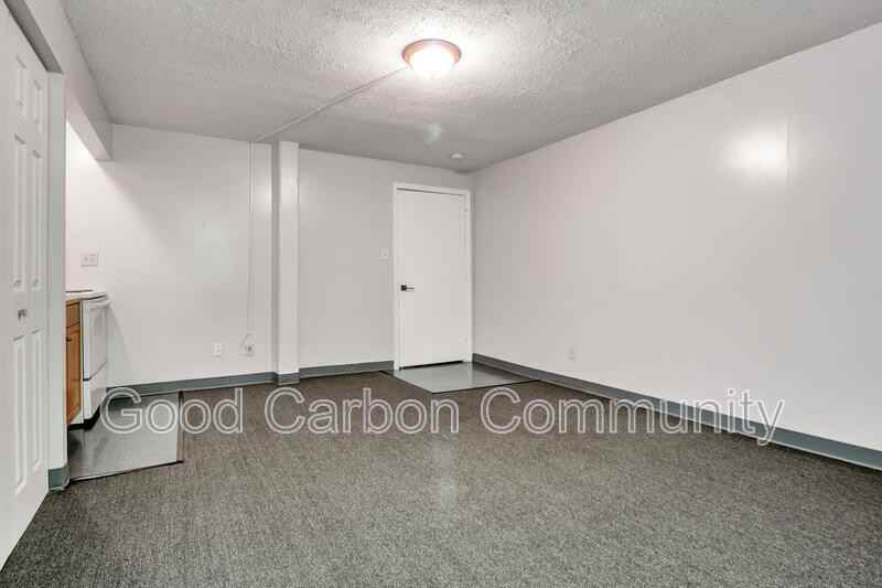 2641 Spring St #8 - Photo 4 of 7