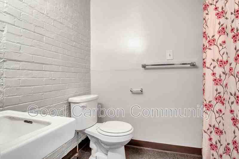 2641 Spring St #8 - Photo 6 of 7