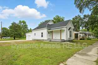 1312 N Grand St - Photo 1 of 1