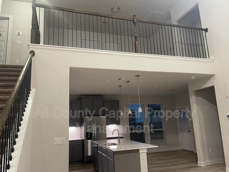 124 Macarthur Drive - Photo 3 of 23