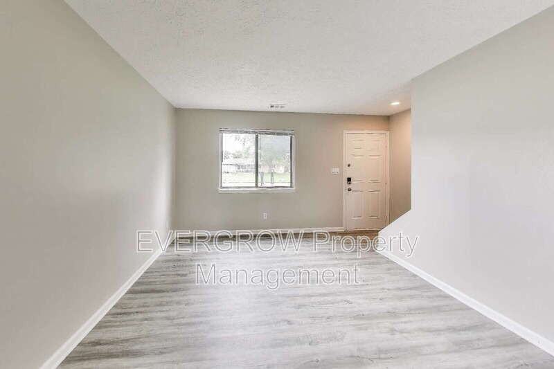 9455 Huggin Hollow Rd - Photo 5 of 24