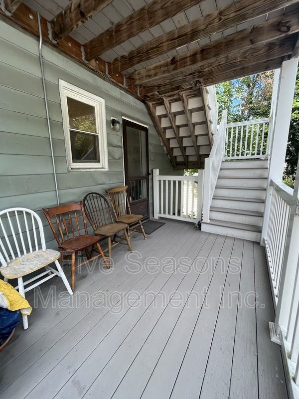 18 East Ave - Photo 2 of 36