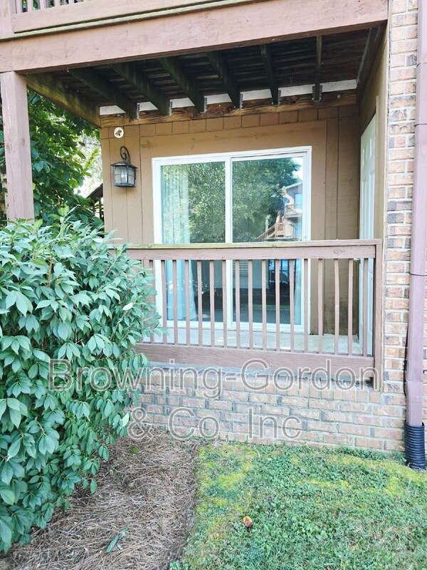 163 Brooke Castle Dr - Photo 3 of 10