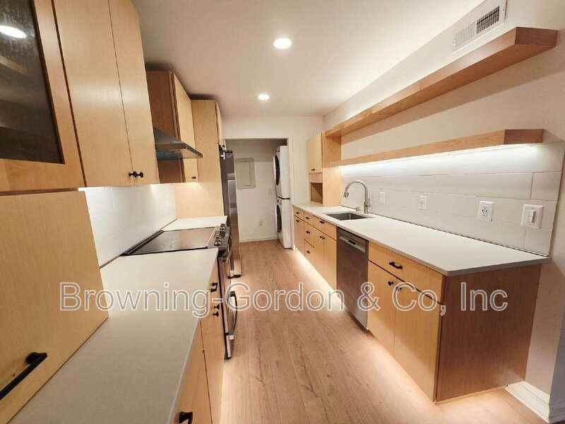 163 Brooke Castle Dr - Photo 4 of 10