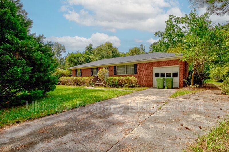 3822 Halifax Rd - Photo 2 of 22