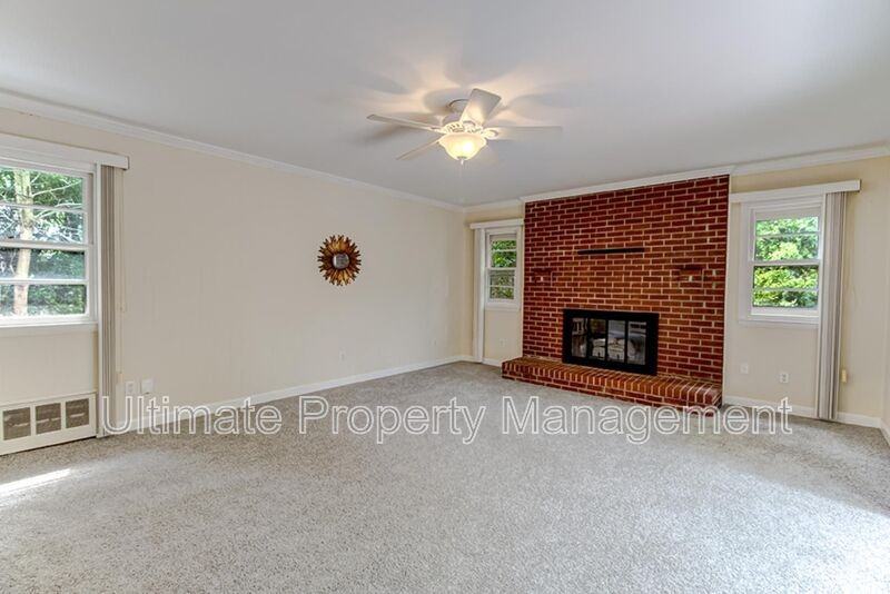 3822 Halifax Rd - Photo 5 of 22