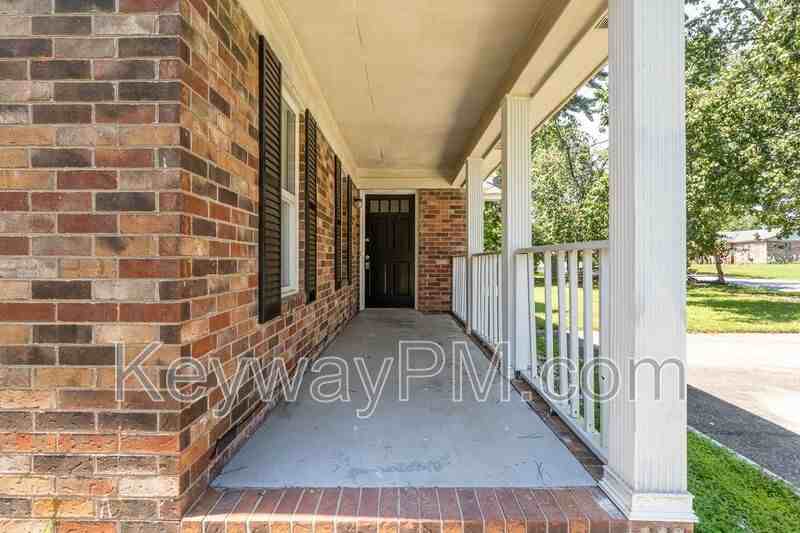 2104 Trotters Way - Photo 3 of 25