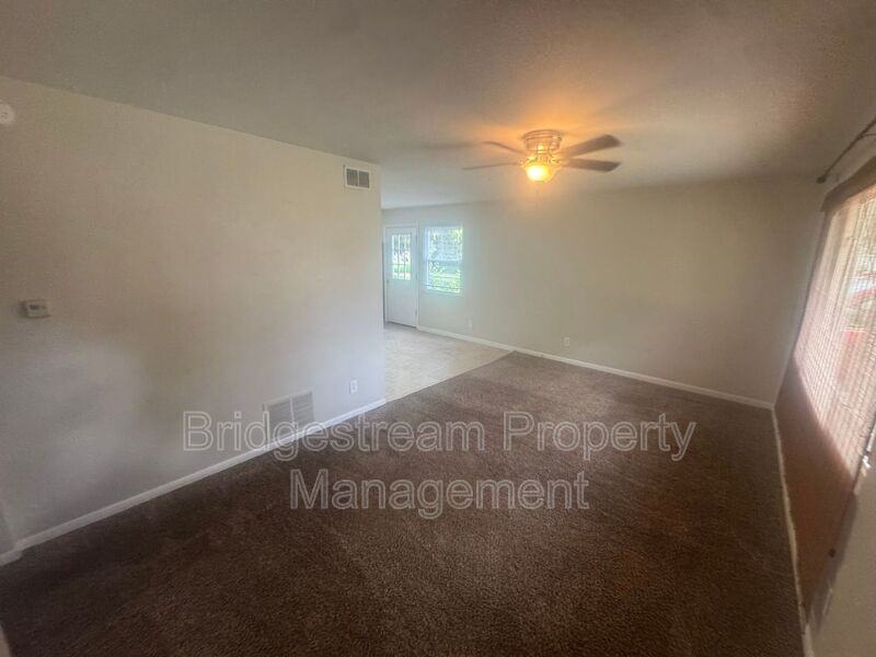 1587 Garwood Dr - Photo 2 of 11